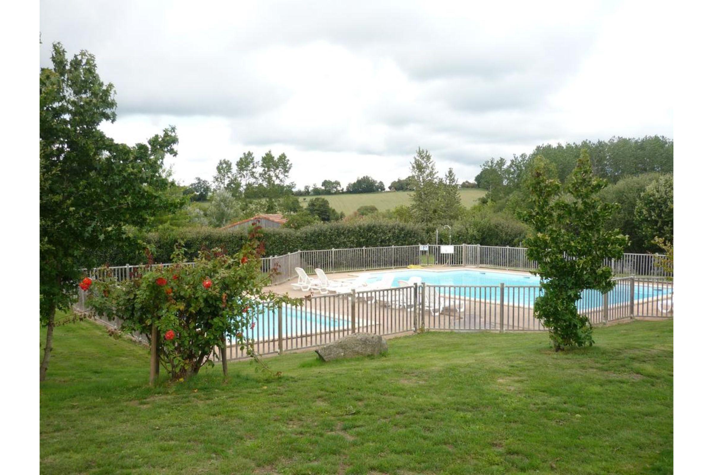 Terres De France - Natura Resort Pescalis Moncoutant Eksteriør billede
