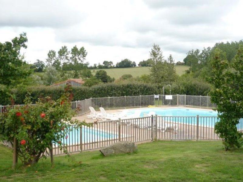 Terres De France - Natura Resort Pescalis Moncoutant Eksteriør billede
